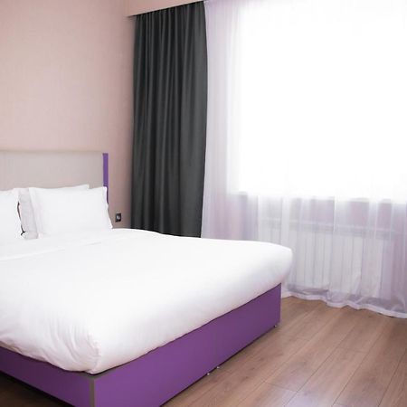 City Hotel Шымкент Экстерьер фото